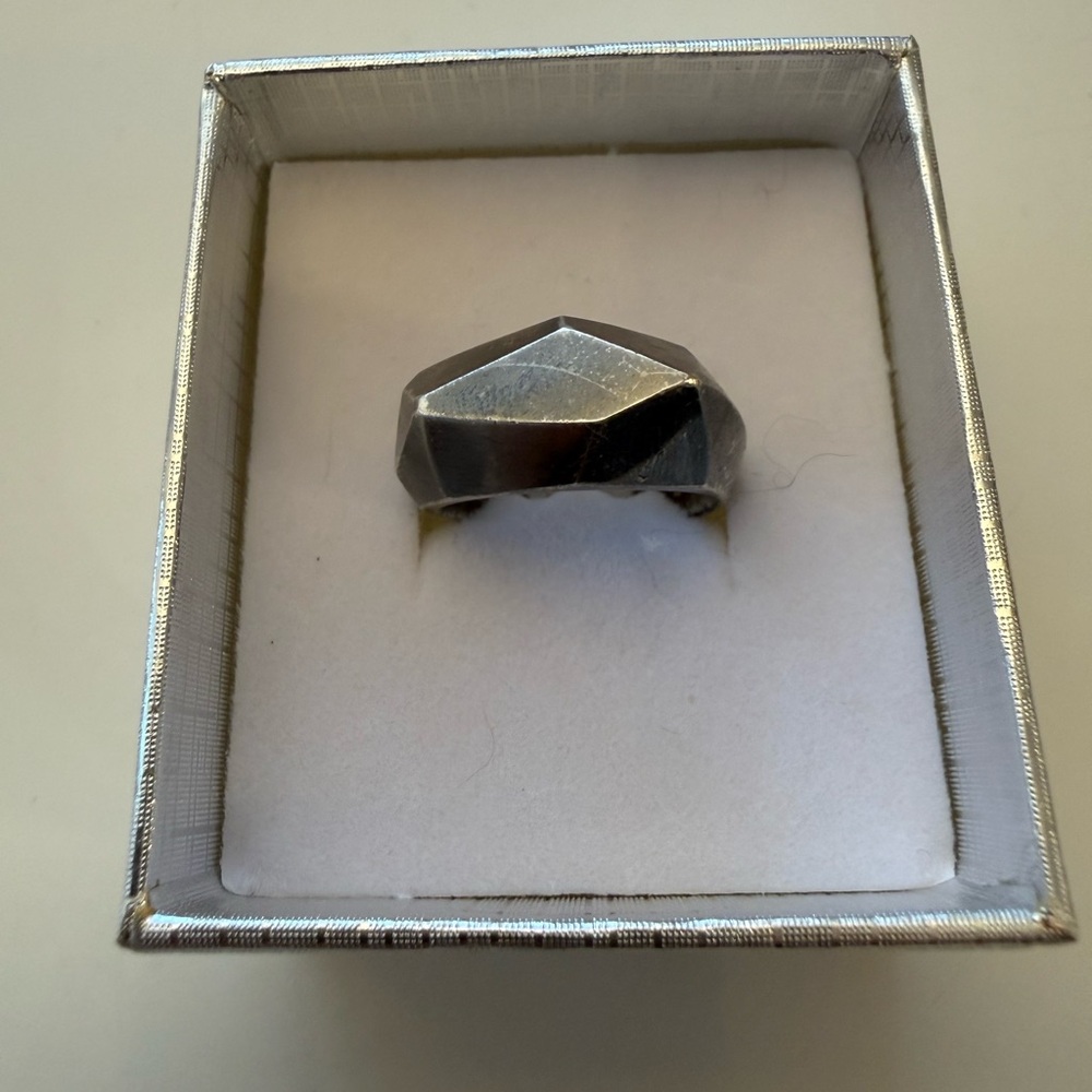 After Dark Ring Set - Picture 3 of 8